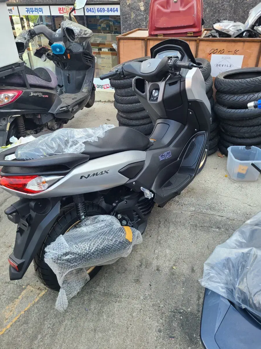 nmax125